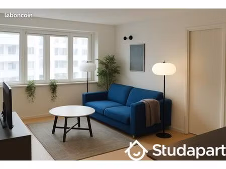 chambre 1 pièce 11 m²