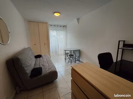 loue studio meublé quartier saint-michel toulouse