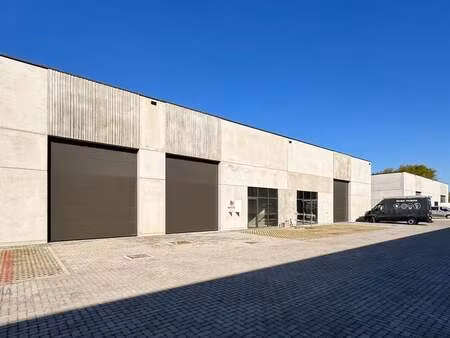 bien professionnel à louer à hekelgem € 1.800 (lnmki) | zimmo