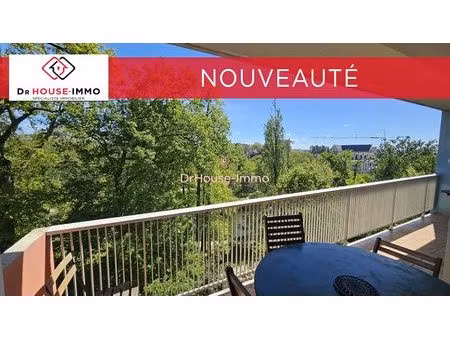 appartement t4 avec terrasse garage et cave