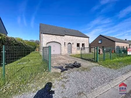 charmante maison 3 chambres avec jardin