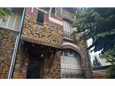 location maison  77.16 m² t-5 à saint-maur-des-fossés  2 458 €