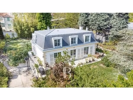 maison de luxe à vendre dans le quartier le centre