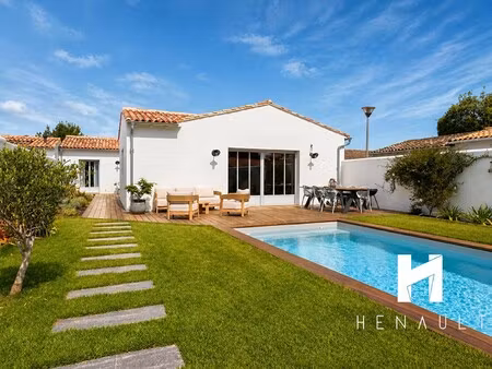 maison de luxe à vendre à rivedoux-plage