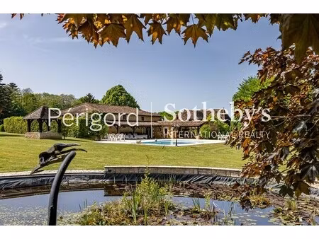 maison de luxe à vendre à vergt