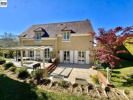 maison traditionnelle à vendre à saint-prix