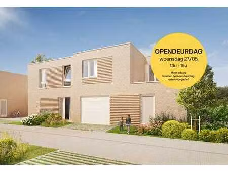 maison avec 3 chambres à coucher