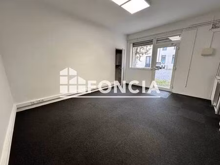 local commercial à louer