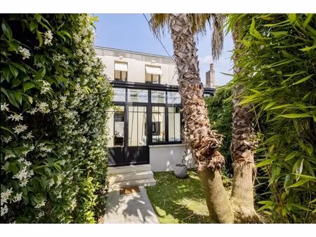 maison de luxe à vendre dans le quartier jean-moulin