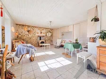 vente maison à aizenay (85190) : à vendre / 122m² aizenay