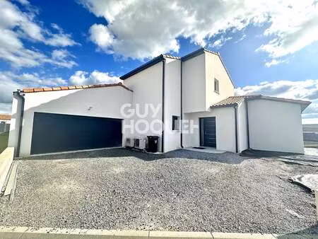vente maison au loroux-bottereau (44430) : à vendre / 145m² le loroux-bottereau