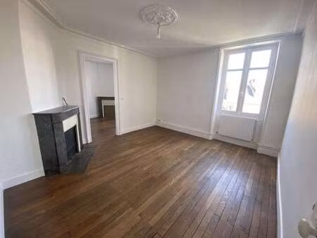 location appartement 3 pièces à nantes centre ville (44000) : à louer 3 pièces / 58m² nant