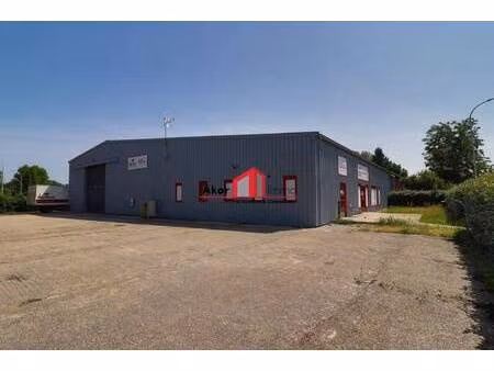 local d'activités à vendre
