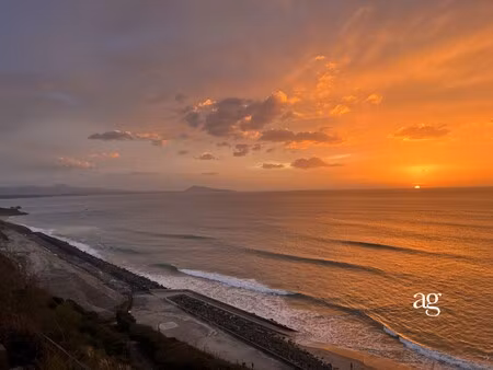 villa de luxe à vendre dans le quartier halles-hurlague