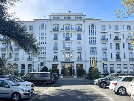 résidence de standing – 3 pièces lumineux avec loggia à deux pas de la gare