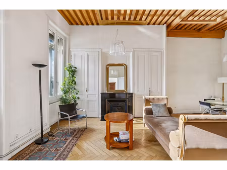 t3 98m2 caluire traversant