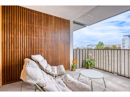 appartement t3 avec parking privatif sur la commune des sabl