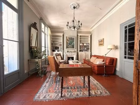 appartement haussmannien avec studio