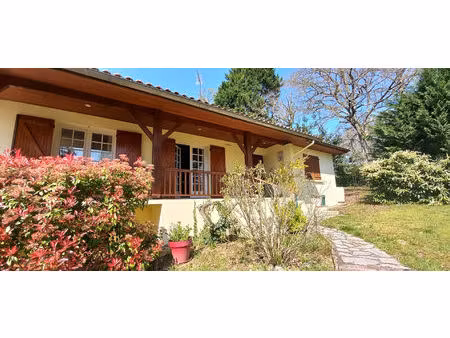 a 12mn de mont de marsan maison 4 chambres avec jardin