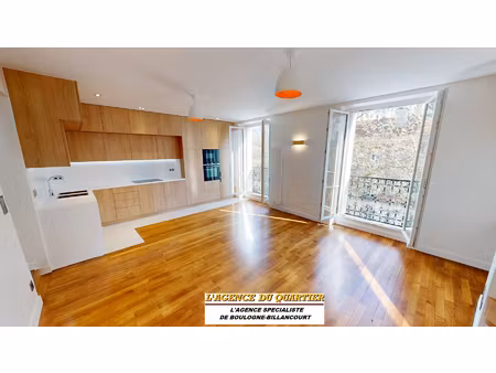 boulevard jean jaurès 3 pièces en plein centre de boulogne  parfait état .