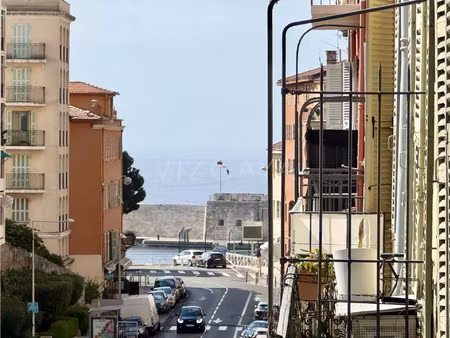 location appartement 1 pièce 27 m² à nice (06300)