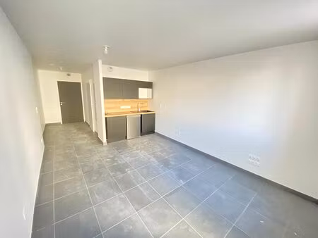 appartement 1 pièce 27.74m2