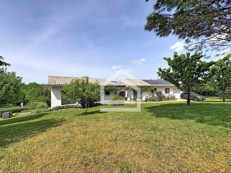maison 7 pièces avec piscine et garage