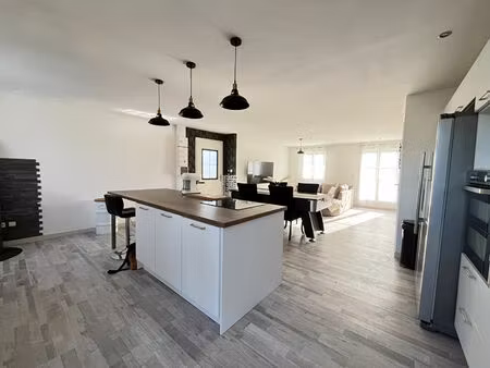 maison récente avec jardin 3 pièces angicourt