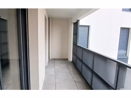 location appartement  59.2 m² t-3 à romainville  1 235 €