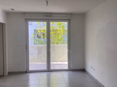 appartement lumineux avec balcon à schiltigheim