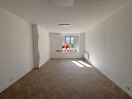 poissy - local professionnel a usage de cabinet medical | gimcovermeille
