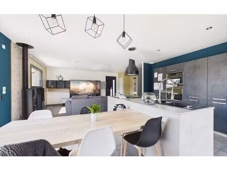 maison saint-hilaire-du-rosier 92.63 m² t-4 à vendre  290 000 €