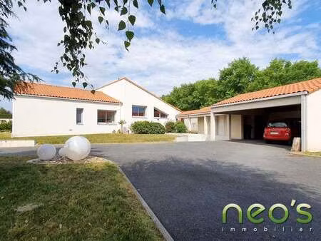 vente maison au may-sur-èvre (49122) : à vendre / 216m² le may-sur-èvre