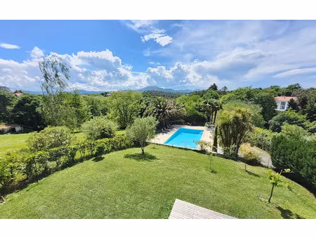 vente appartement 5 pièces 240 m² à arbonne (64210)  735 000 €