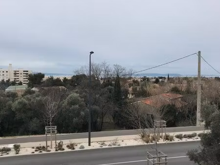 appartement  a finir  quartier résidentiel. affaire a saisir