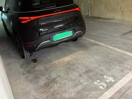 location place de parking double la valentine