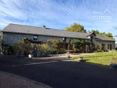 vente maison à nantes saint-felix (44000) : à vendre / 227m² nantes saint-felix