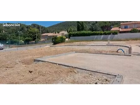 terrain 407 m² auriol