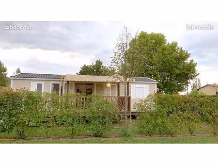 mobile-home 40 m² climatisé + terrasse – excellent état – à saisir