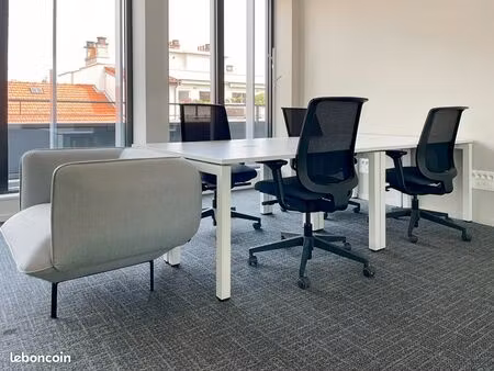 bureau privé à louer pour 5 personnes à lyon  brotteaux