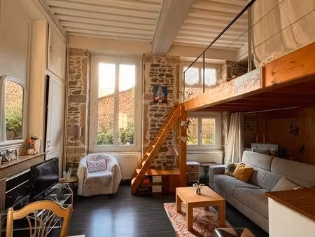 rare à la vente - 2 pièces de charme à deux pas du métro cuire