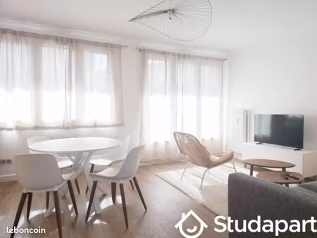 chambre 1 pièce 10 m²