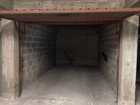 garage box fermé
