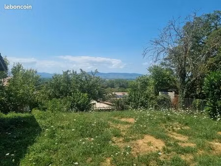 terrain 600 m² belleville