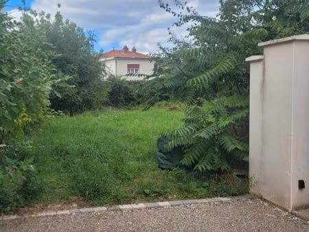 terrain 440 m² saint priest