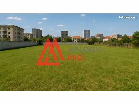 terrain 329 m² chassieu