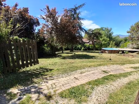 terrain 655 m² trèves 69420