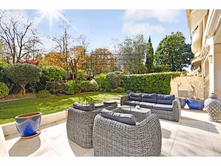 appartement de luxe à vendre dans le quartier la plaine des sablons