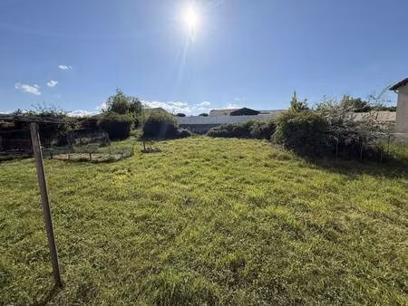 terrain constructible viabilisé à vendre