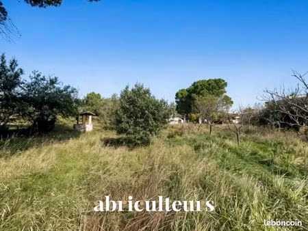 terrain 1 400 m² eguilles
